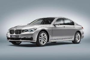 BMW 740e iPerformance auf dem Autosalon Genf