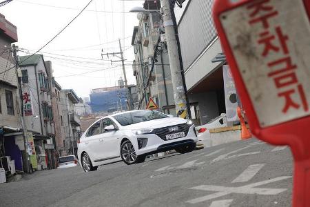Hyundai Ioniq Hybrid, Fahrbericht, 02/2016