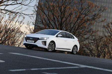 Hyundai Ioniq Hybrid, Fahrbericht, 02/2016