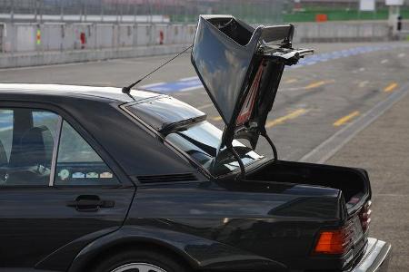 Mercedes 190 E 2.5-16 EVO II, Detail, Kofferraum