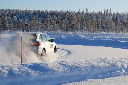 Nokian Tyres‘ Testgelände „White Hell“ Ivalo