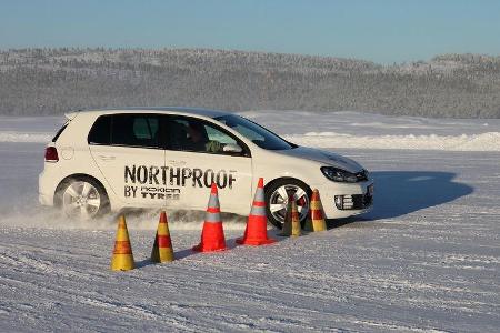Nokian Tyres‘ Testgelände „White Hell“ Ivalo