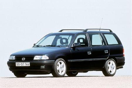 Der Opel Astra Caravan der F-Serie.