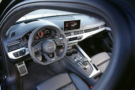 Audi S4 Avant 3.0 TFSI Quattro, Cockpit