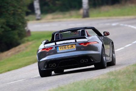 Jaguar F-Type SVR Cabriolet, Heckansicht