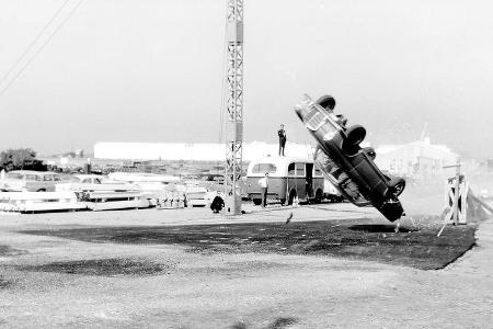 Technologiezentrum Fahrzeugsicherheit (TFS) Daimler, Crashtest