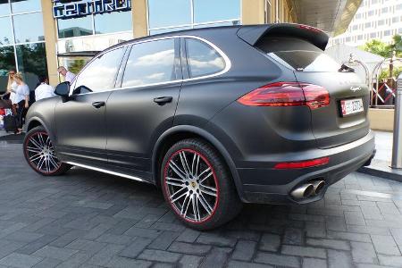 Porsche Cayenne - GP Abu Dhabi - Carspotting 2015