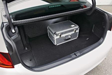 Lexus GS 450h, Kofferraum