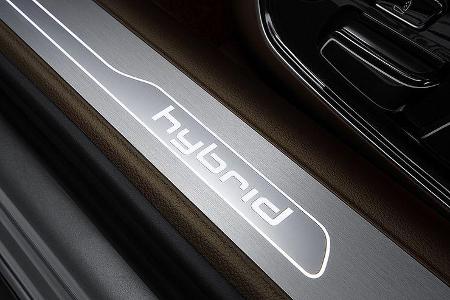 Audi A8 Hybrid, Hybrid-Schriftzug