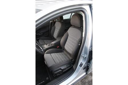 Opel Insignia, Sitze