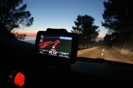 Fiat Abarth 695 Tributo Ferrari, Navi