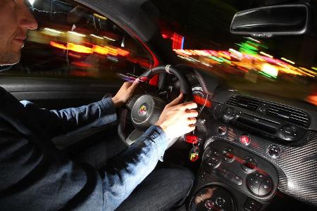 Fiat Abarth 695 Tributo Ferrari, Cockpit