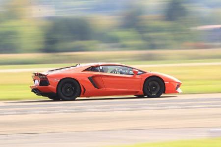 Lamborghini Aventador LP 700-4, Seitenansicht