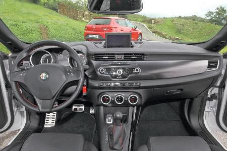 Alfa Romeo Giulietta 2.0 JTDM, Cockpit