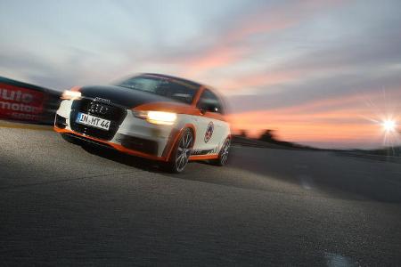 Highspeed-Test, Nardo, ams1511, 391km/h, MTM Audi A1, Frontansicht, Steilkurve