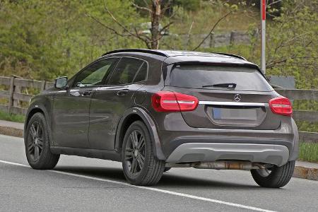 Mercedes GLA Muletto Erlkönig Mercedes GLB