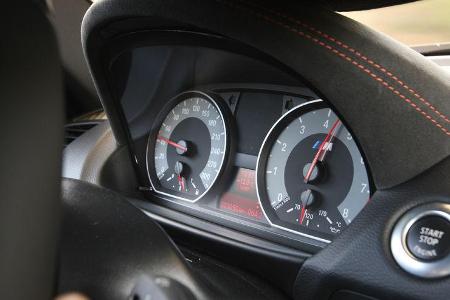 BMW Einser M Coupe, Tacho