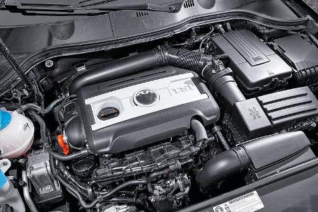 0111, ams 02/2011, VW Passat 1.8 TSI Limousine, Motor