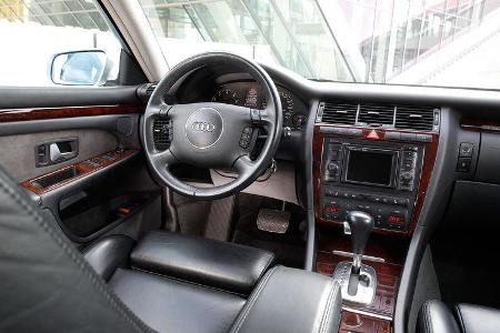 Youngtimer-Fahrbericht-Audi-A8-4.2-Interieur