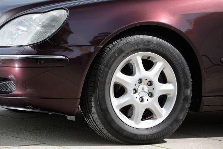 Youngtimer-Fahrbericht-Mercedes-S-500-Felge