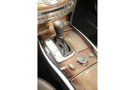Infiniti M35h GT, Schalthebel, Schaltknauf