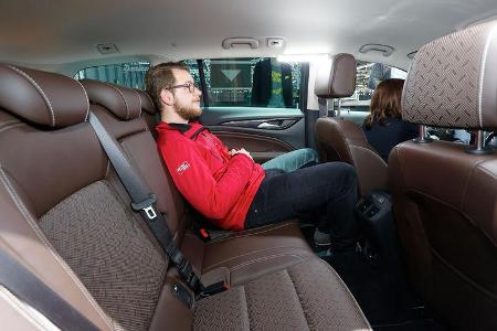 Opel Insignia Sports Tourer 2017 Autosalon Genf Sitzprobe
