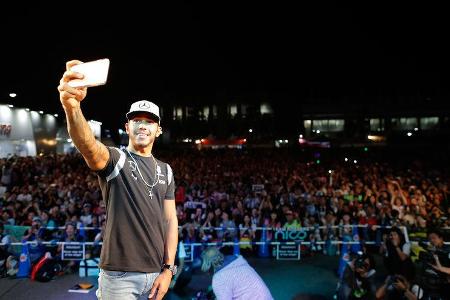 Lewis Hamilton - Mercedes