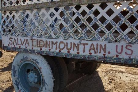 Salvation Mountain Cars, 1939er White Truck