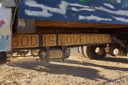 Salvation Mountain Cars, 1939er White Truck