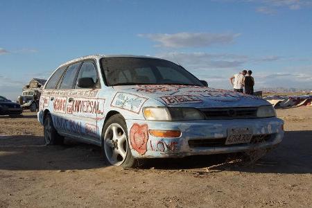 Salvation Mountain Cars, Toyota Corolla Station Wagon