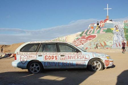 Salvation Mountain Cars, Toyota Corolla Station Wagon