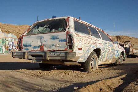 Salvation Mountain Cars, Ford Pinto