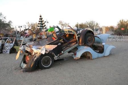 Salvation Mountain Cars, Slab City, East Jesus, VW Käfer