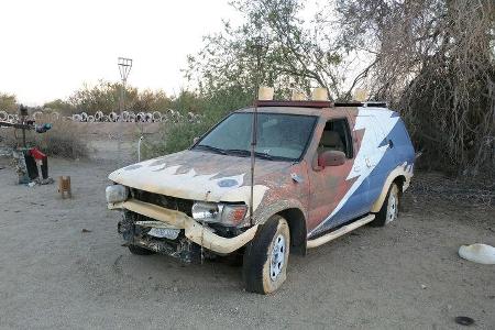 Salvation Mountain Cars, Slab City, East Jesus, Nissan Pathfinder