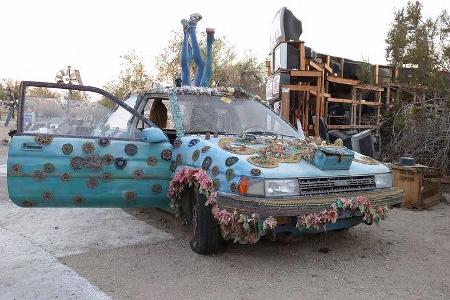 Salvation Mountain Cars, Slab City, East Jesus, Toyota Tercel (L30)