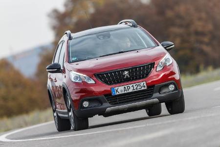 Peugeot 2008 BlueHDi 120, Frontansicht