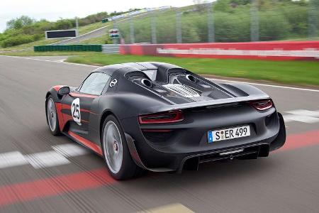 Porsche 918 Spyder,