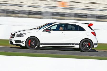 Mercedes A 45 AMG, Seitenansicht