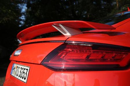 Audi TT RS Coupé, Heckspoiler