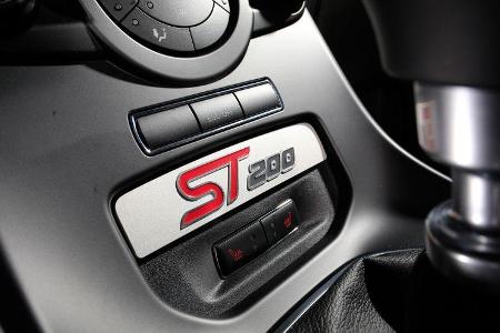 Ford Fiesta ST200, Mittelkonsole