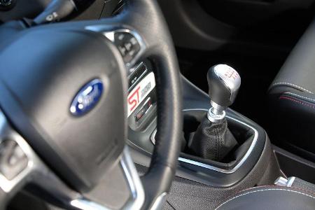 Ford Fiesta ST200, Lenkrad