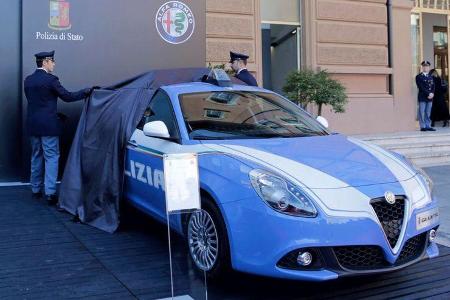 Neue Alfa Romeo Giulia im Polizei-Design