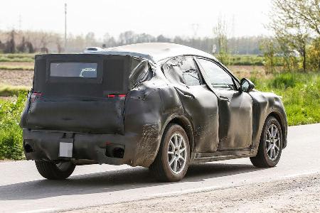 Alfa Romeo SUV Stelvio Erlknig