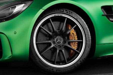 Mercedes-AMG GT R