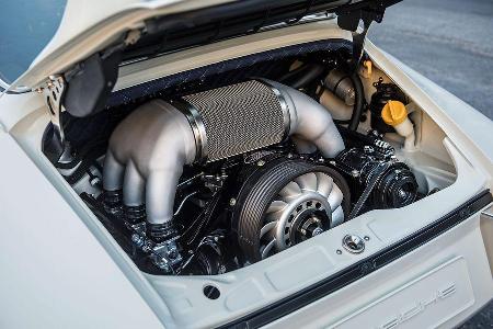 06/2016 Singer Porsche 911 Newscastle