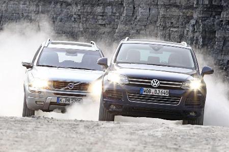 Volvo XC 90 D5 AWD Summum, VW Touareg V6 TDI Blue Motion, Frontansicht