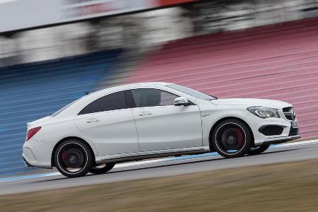Mercedes CLA 45 AMG, Seitenansicht