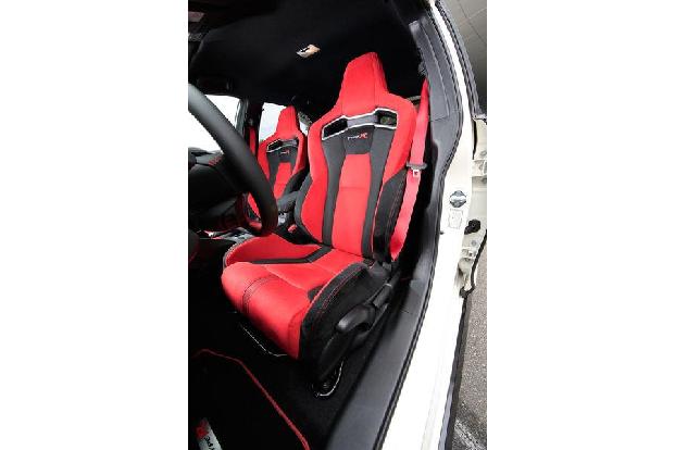 Honda Civic Type R, Fahrersitz
