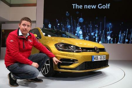 VW Golf VII Facelift (2017) 5-Türer R-Line Cockpit