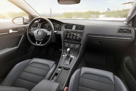 VW Golf VII Facelift (2017) Variant Cockpit